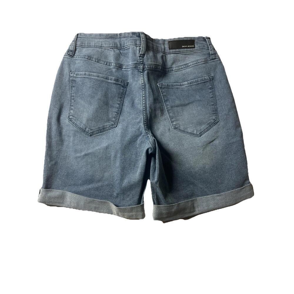 Dkny Jeans Women's Pull-On Bermuda Shorts, Light Blue, Size 4. BR - Picture 2 of 2